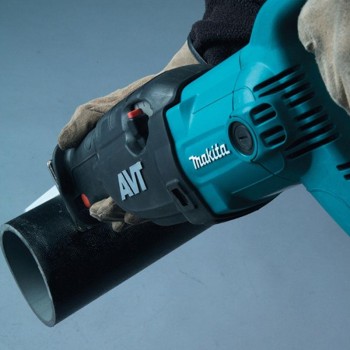 SIERRA SABLE MAKITA 1500w JR3070CT