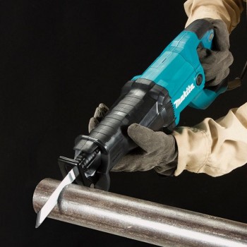 SIERRA SABLE MAKITA 1200w JR3051TK