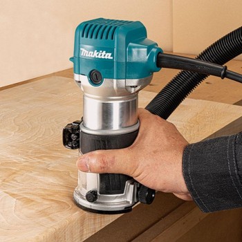 FRESADORA MAKITA MULTI 6/8mm 710W RT0702C