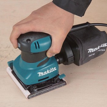 POLIDORA ORBITAL MAKITA BO4556K