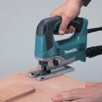 CALADORA MAKITA 650W JV0600K